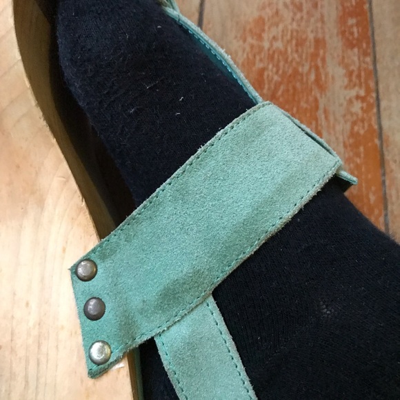 Green Suede Wooden Platform Wedges - Picture 10 of 13